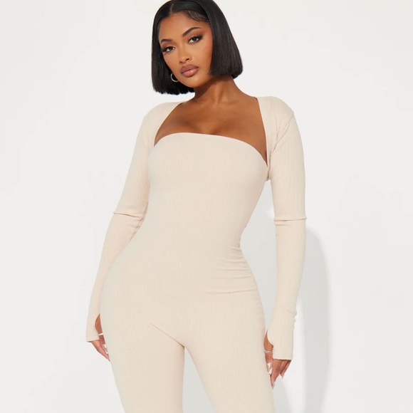 Fashion Nova Pants - Ribbed Jumpsuit & Shrug Two-Piece Set • Large • NWT (Minor Flaws)